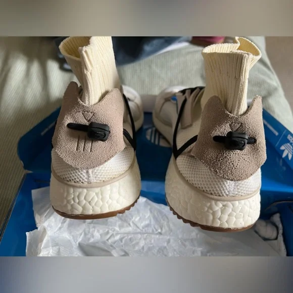 Adidas AW RUN Alexander Wang - Picture 7 of 10